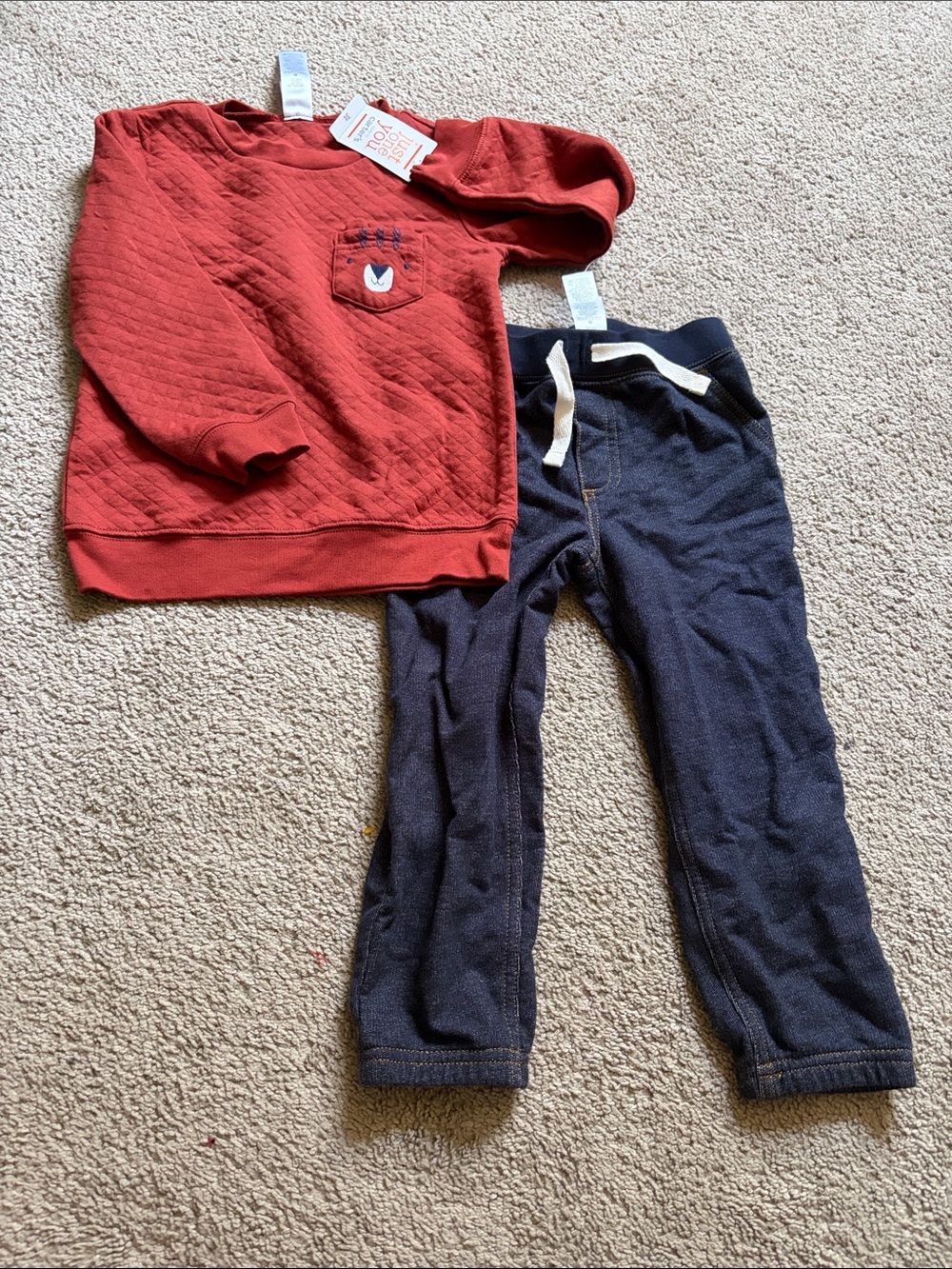 Cozy Quilted Red Sweatshirt & Navy Jogger Pants Set for Kids